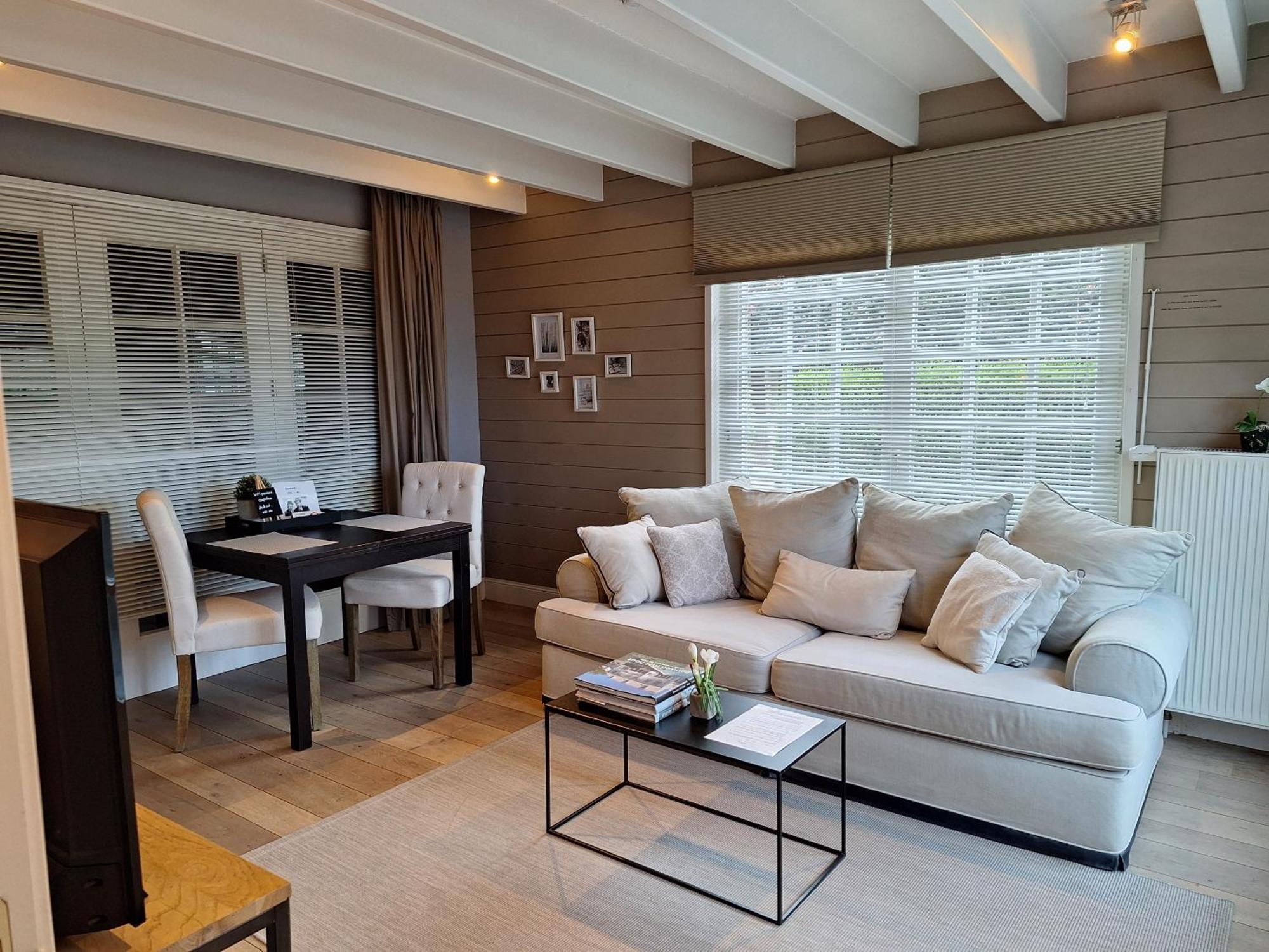 Casa-cosi: Flats With Parking, Terraces & Garden Pool 4*