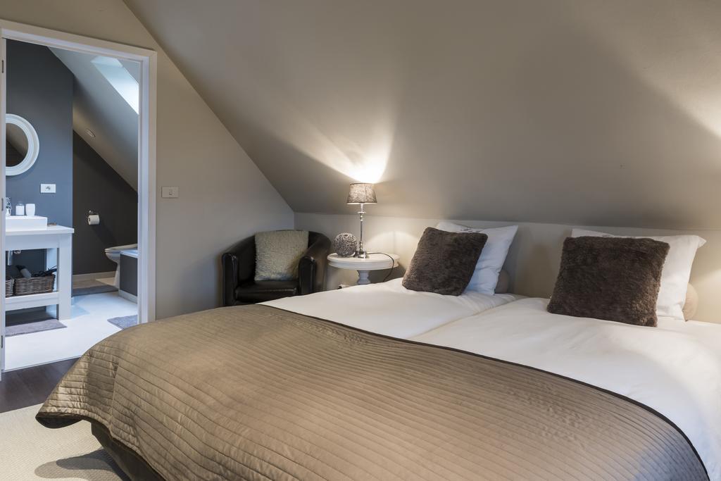 Casa-cosi: Flats With Parking, Terraces & Garden Pool Aparthotel