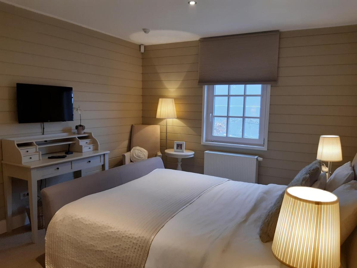 Aparthotel Casa-cosi: Flats With Parking, Terraces & Garden Pool 4*